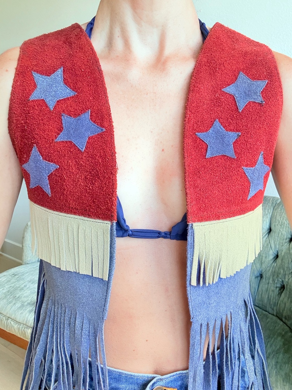 70s Leather Fringe Vest Handmade Americana Red Cream Blue Small USA July 4 - Picture 6 of 15
